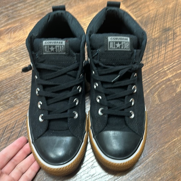 Black mid converses - Picture 4 of 7